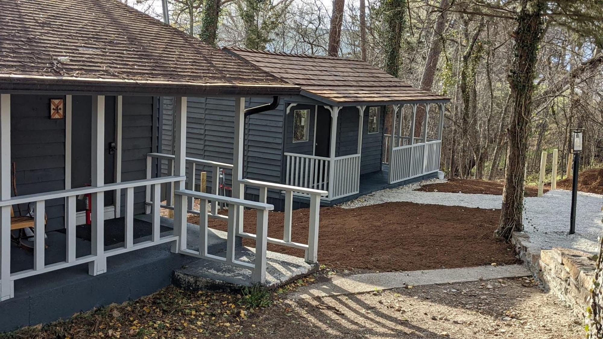 Adventure Cabin 5 - King W Private Hot Tub Villa Eureka Springs Eksteriør billede